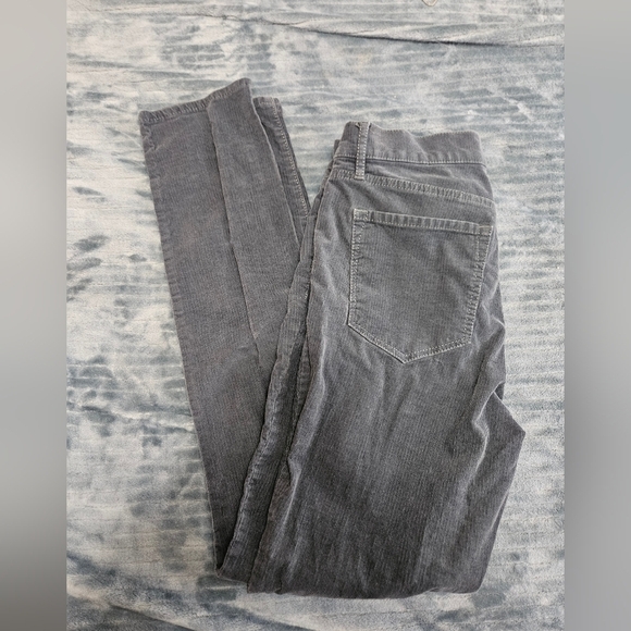 LOFT Pants - Womens LOFT Corduroy Gray/blue Skinny Pants!